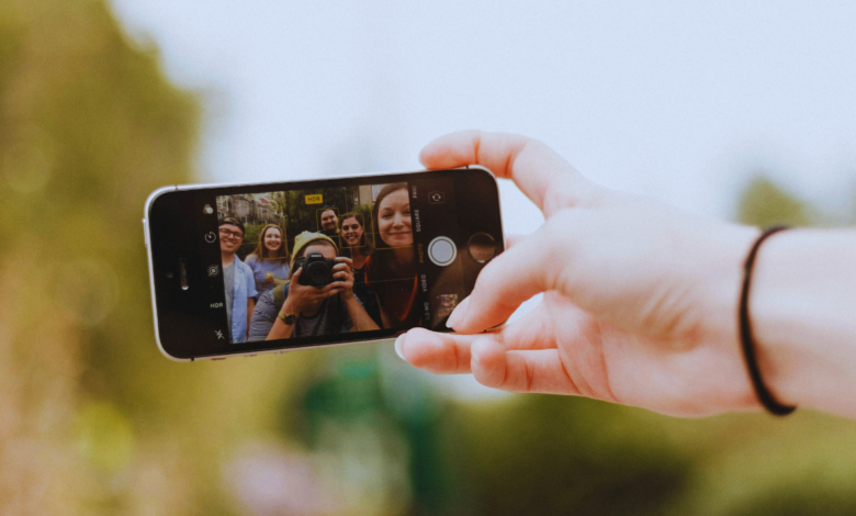 positive effects of social media on students